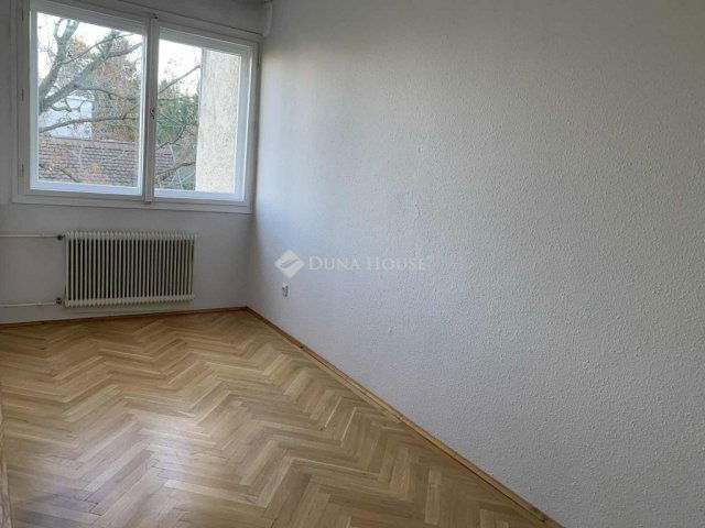 Eladó téglalakás, Budapesten, XII. kerületben 139.9 M Ft