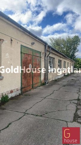 Kiadó ipari ingatlan, Solymáron 220 E Ft / hó