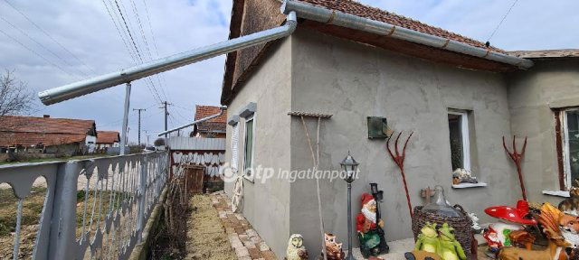 Eladó családi ház, Zagyvarékason 11.99 M Ft, 2+1 szobás