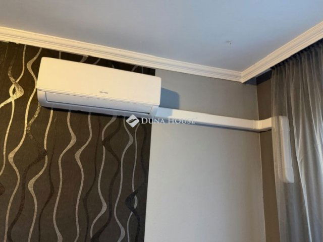 Eladó panellakás, Debrecenben, Derék utcában 69.9 M Ft, 3 szobás