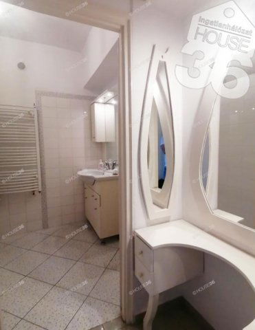 Eladó téglalakás, Kecskeméten 54 M Ft, 2 szobás