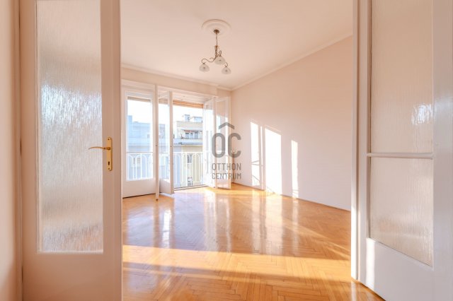 Eladó téglalakás, Budapesten, XIII. kerületben, Pozsonyi úton