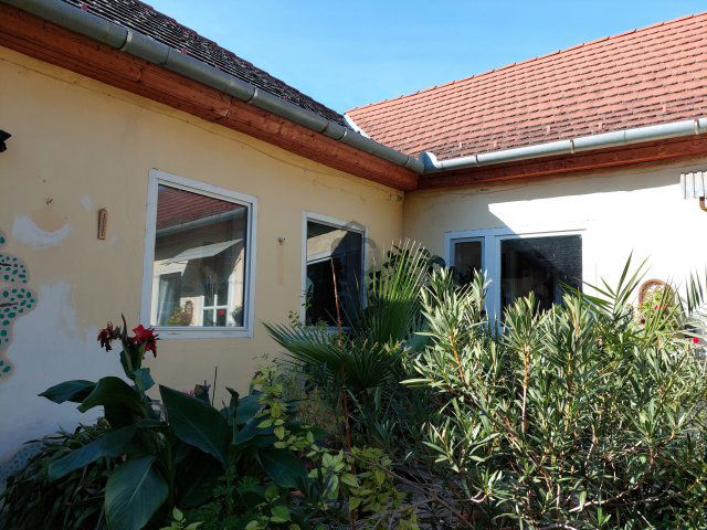 Eladó családi ház, Siklóson 34.99 M Ft, 4 szobás