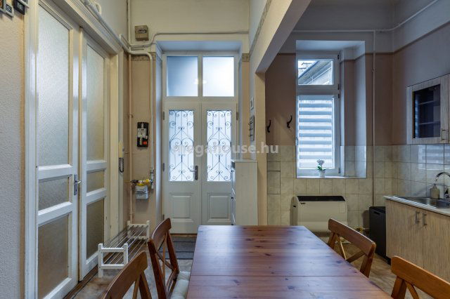 Eladó téglalakás, Budapesten, VII. kerületben 89.9 M Ft