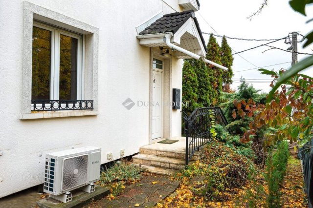 Eladó ikerház, Budapesten, III. kerületben 289.9 M Ft, 4+1 szobás