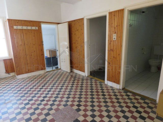 Eladó családi ház, Győrött 64.9 M Ft, 4 szobás