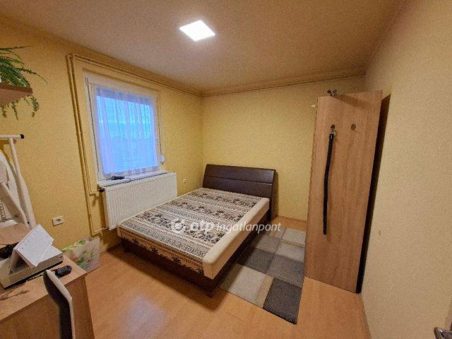 Eladó családi ház, Érsekcsanádon 42 M Ft, 4+4 szobás