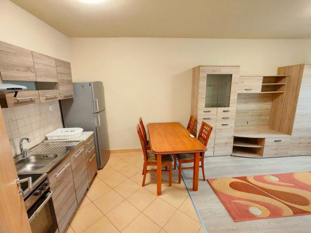 Kiadó téglalakás, albérlet, Nyíregyházán 150 E Ft / hó