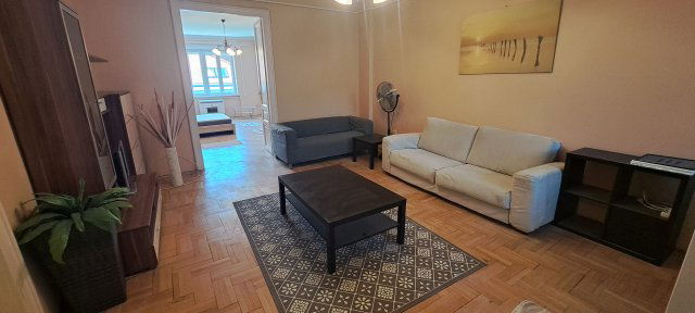 Kiadó téglalakás, albérlet, Székesfehérvárott 250 E Ft / hó