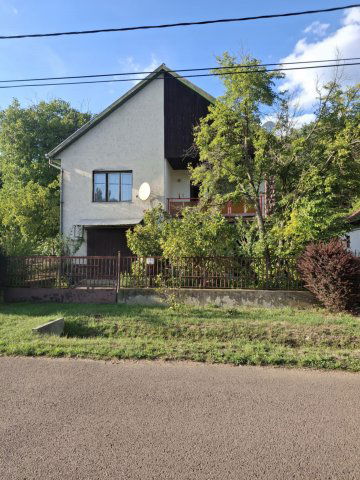 Eladó családi ház, Parádon 42 M Ft, 5 szobás