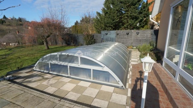 Eladó családi ház, Zalaegerszegen 205 M Ft, 7 szobás