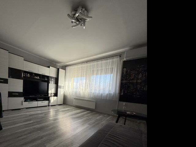 Eladó téglalakás, Székesfehérvárott 64 M Ft, 2 szobás