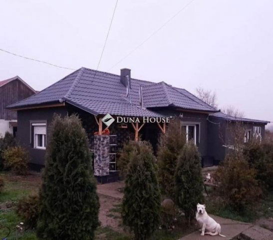 Eladó családi ház, Nagykapornakon 45 M Ft, 4 szobás