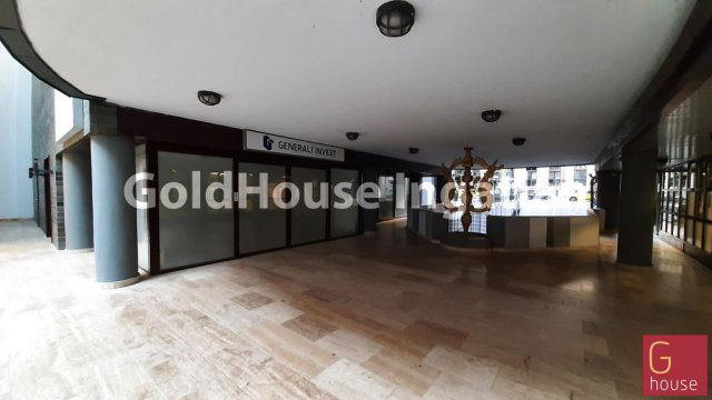 Kiadó üzlethelyiség, Budapesten, V. kerületben, Váci utcában