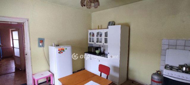 Eladó családi ház, Salgótarjánban 9 M Ft, 2 szobás