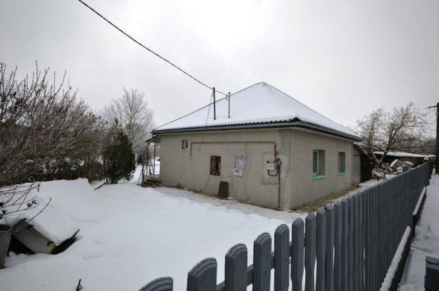 Eladó családi ház, Ercsiben 49.9 M Ft, 2+1 szobás