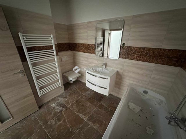 Eladó ikerház, Monorierdőn 58 M Ft, 3 szobás
