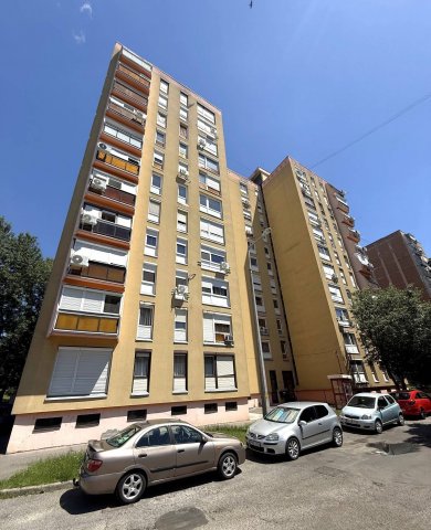 Eladó téglalakás, Pécsett 48.9 M Ft, 2 szobás