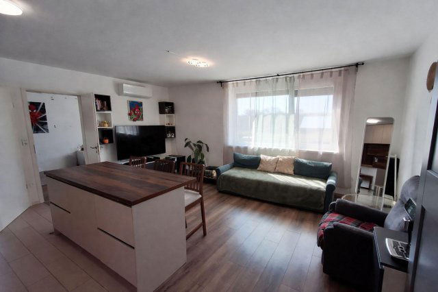 Eladó téglalakás, Tatabányán 66.8 M Ft, 3 szobás