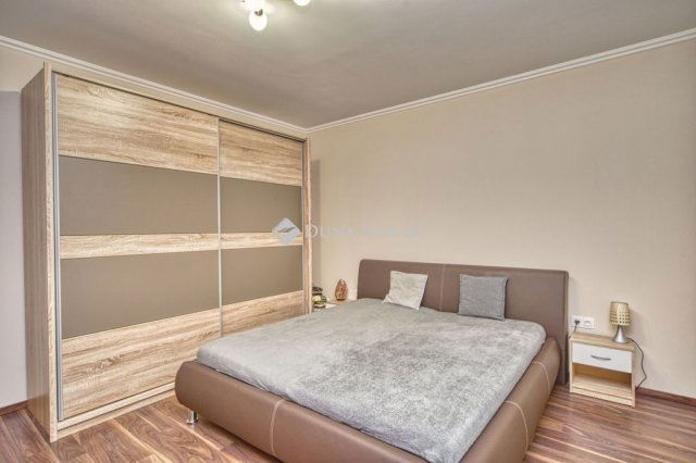 Eladó családi ház, Ócsán 94.9 M Ft, 4 szobás