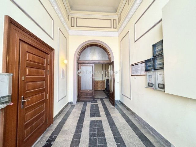 Eladó téglalakás, Budapesten, V. kerületben 298 M Ft, 3 szobás