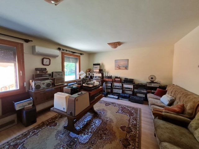 Eladó családi ház, Balatonszabadiban 65 M Ft, 5 szobás