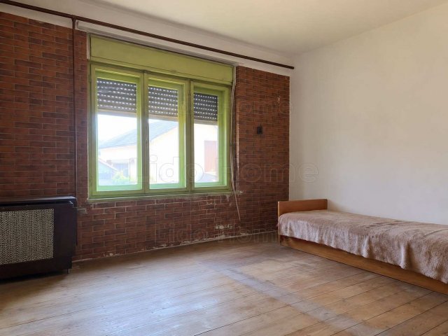 Eladó családi ház, Seregélyesen 42.999 M Ft, 2 szobás