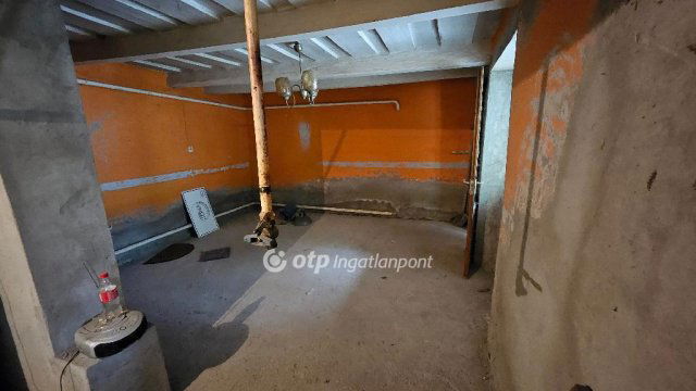 Eladó családi ház, Jászberényben 24.9 M Ft, 2+1 szobás