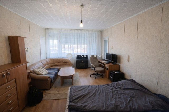 Eladó téglalakás, Szegeden 50.9 M Ft, 2 szobás