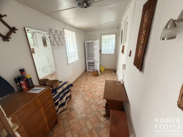 Eladó családi ház, Hódmezővásárhelyen 40 M Ft