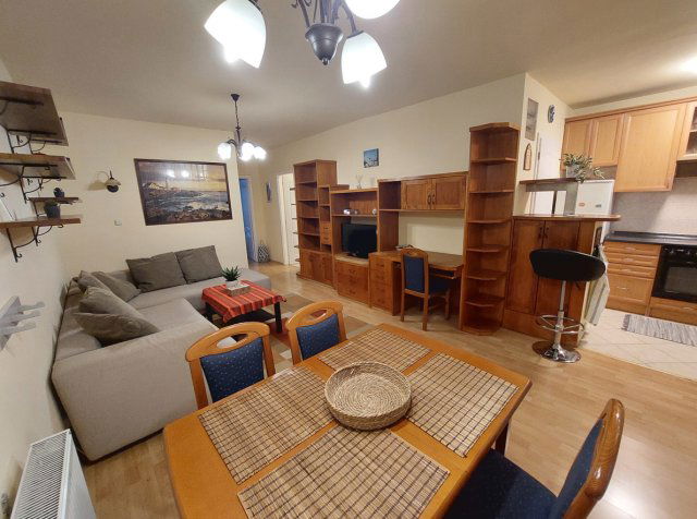 Kiadó téglalakás, albérlet, Budapesten, V. kerületben, 2 szobás