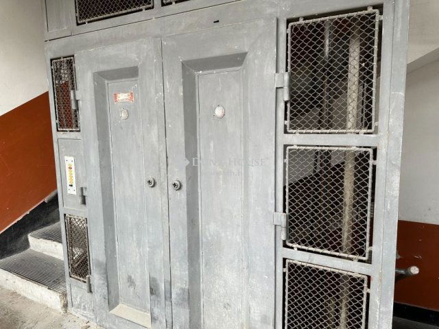 Eladó családi ház, Budapesten, XIV. kerületben 400 M Ft