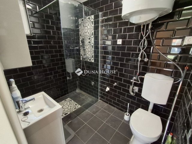 Eladó telek, Budapesten, XVIII. kerületben 94.9 M Ft