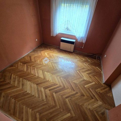 Eladó téglalakás, Nagykőrösön 34.99 M Ft, 2 szobás
