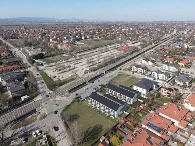 Eladó téglalakás, Dunaharasztin 99.9 M Ft, 4 szobás