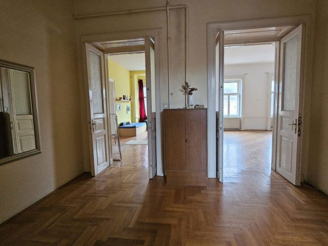 Eladó téglalakás, Budapesten, VIII. kerületben 178 M Ft