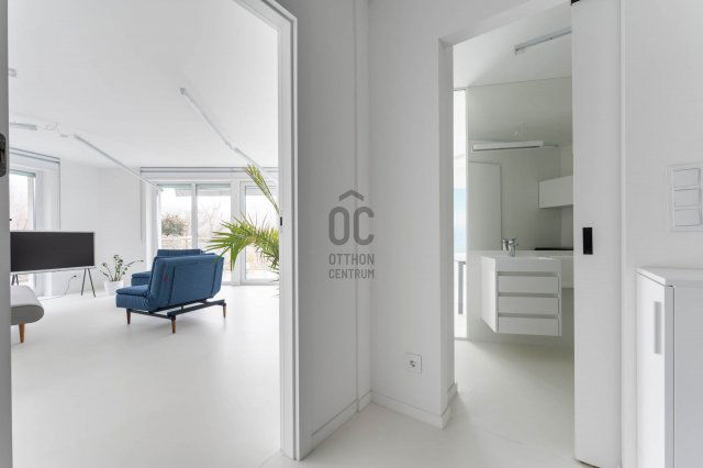 Eladó téglalakás, Veszprémben 119 M Ft, 2 szobás