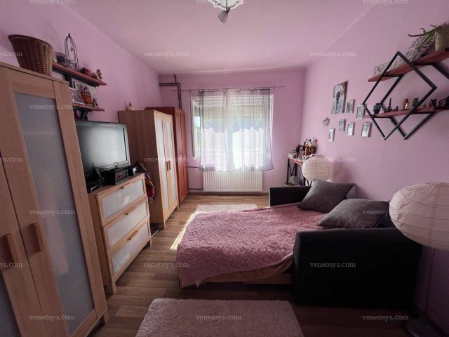 Eladó családi ház, Érsekcsanádon 31 M Ft, 4 szobás