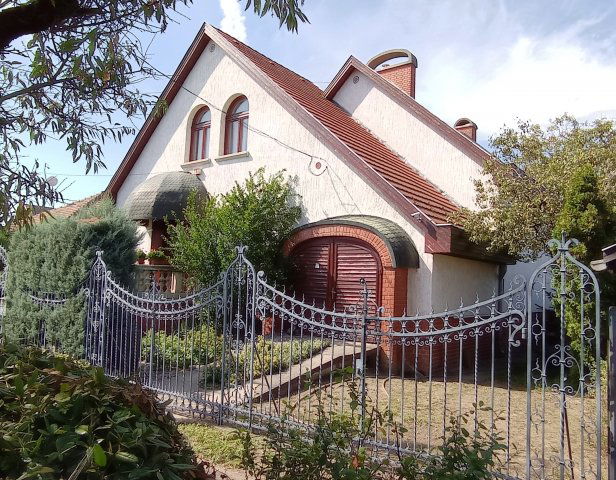Eladó családi ház, Budapesten, XVI. kerületben 168.8 M Ft