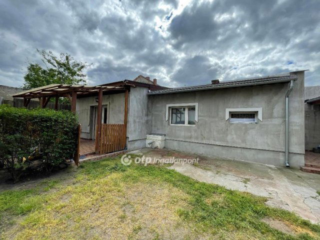 Eladó családi ház, Budapesten, XX. kerületben 84.5 M Ft