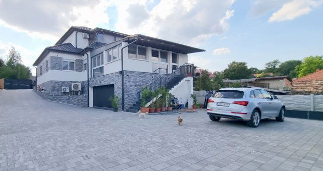 Eladó családi ház, Bicskén 198 M Ft, 4 szobás