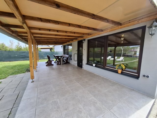 Eladó nyaraló, Békésszentandráson 130 M Ft, 4 szobás