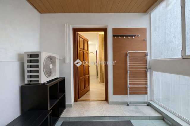 Eladó panellakás, Budapesten, X. kerületben 83.9 M Ft, 3 szobás