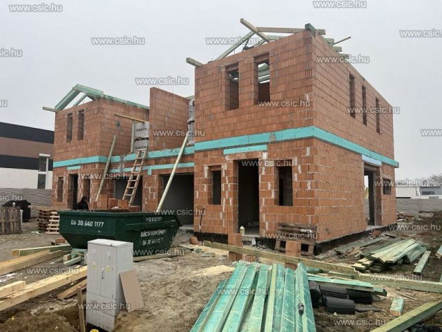 Eladó ikerház, Budapesten, XVIII. kerületben 145 M Ft, 5 szobás