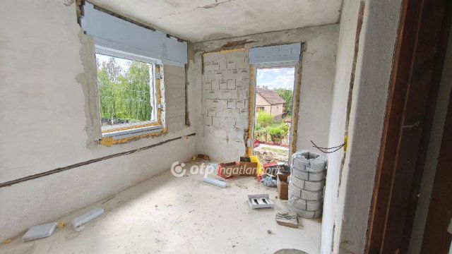 Eladó családi ház, Kiskunlacházán 85.9 M Ft, 4 szobás