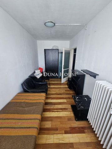 Kiadó panellakás, albérlet, Pécsett 120 E Ft / hó, 2 szobás