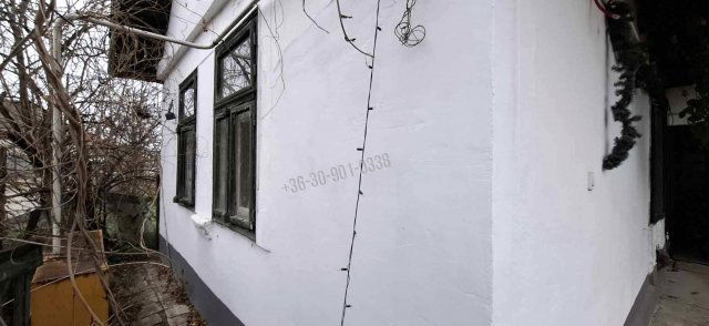Eladó családi ház, Lőrinciben 14 M Ft, 2 szobás