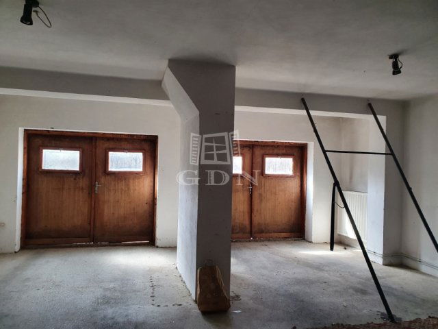 Kiadó családi ház, albérlet, Székesfehérvárott 460 E Ft / hó