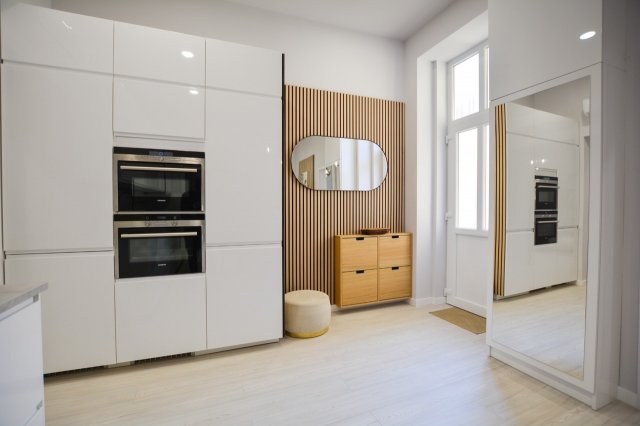 Kiadó téglalakás, albérlet, Budapesten, VI. kerületben