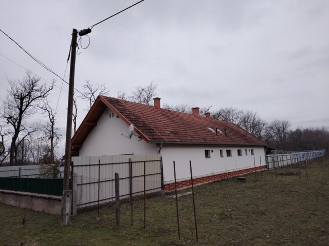 Eladó ikerház, Ócsán 85 M Ft, 2+1 szobás / költözzbe.hu